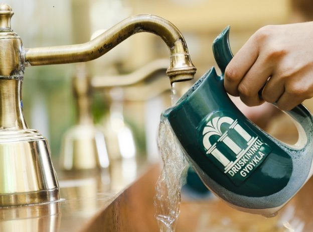 min. vandens gerimas