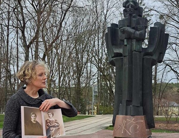 ausra Ciurlionio seimos moterys