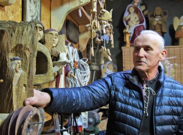 Išėję medžiai Dzievuliu pargrįžo