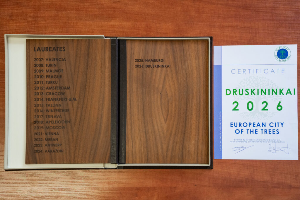 Medžių apdovanojimai sertifikatas